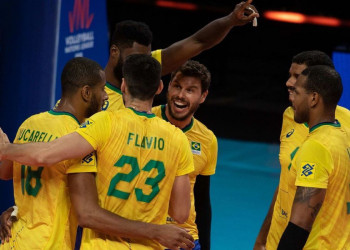 Brasil derrota EUA e segue 100% na Liga das Nações de vôlei masculino